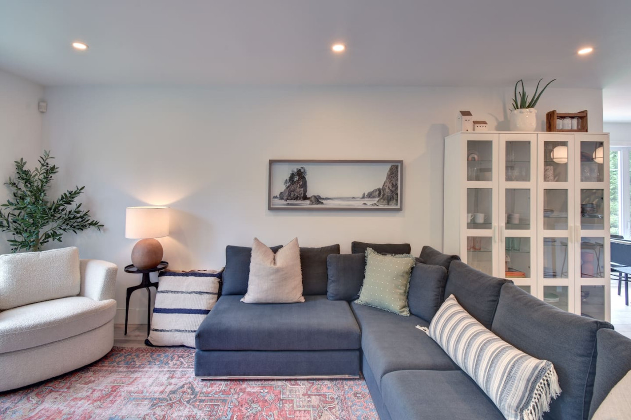 Chalet nested in forest  Spa/Sauna near Tremblant