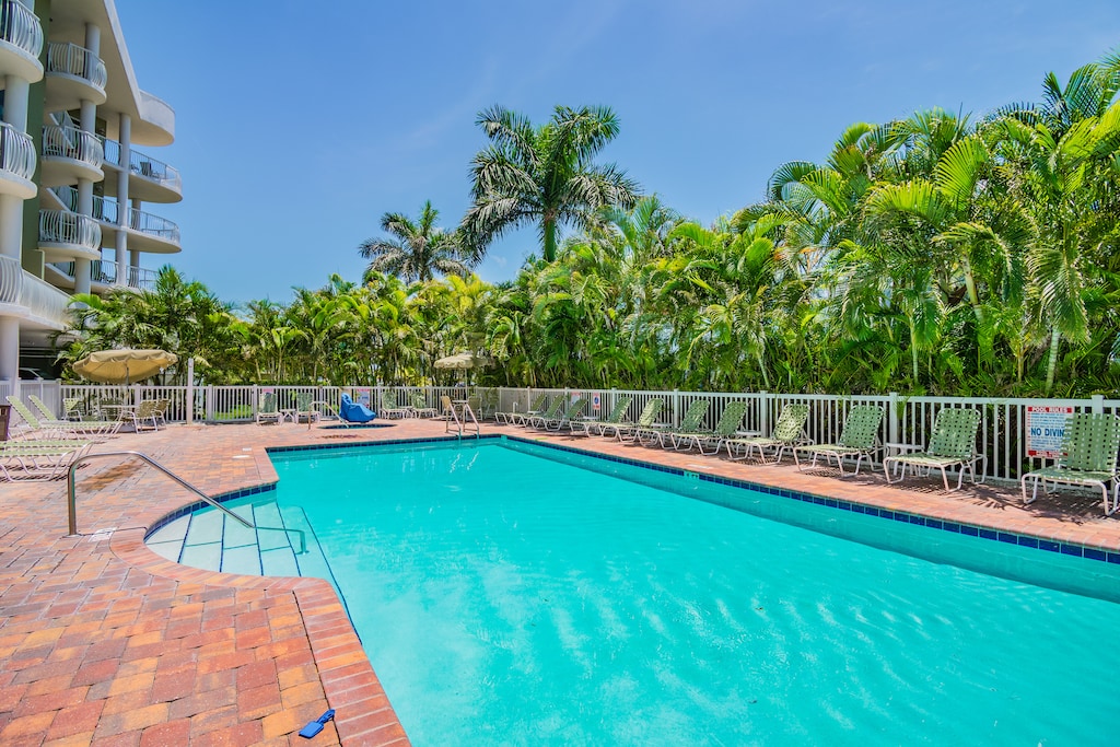 Crystal Palms community pool