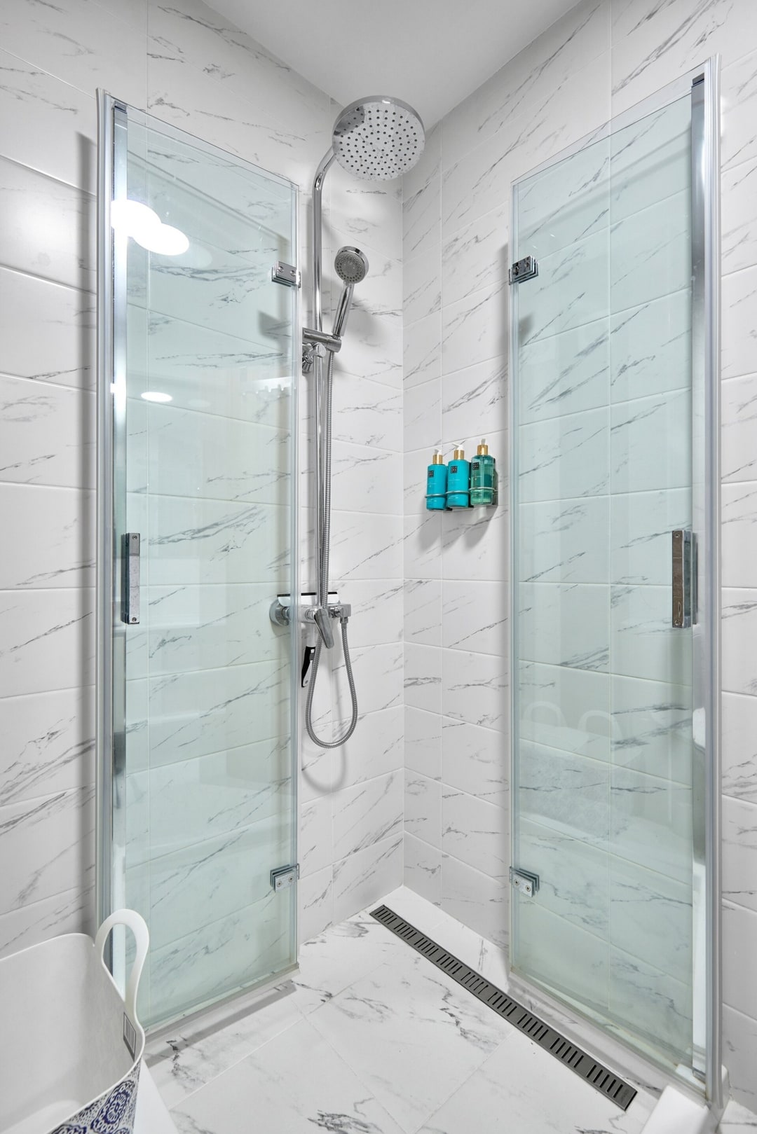 The Little Things - New Apt with Parking The Little Things - New Apt with Parking