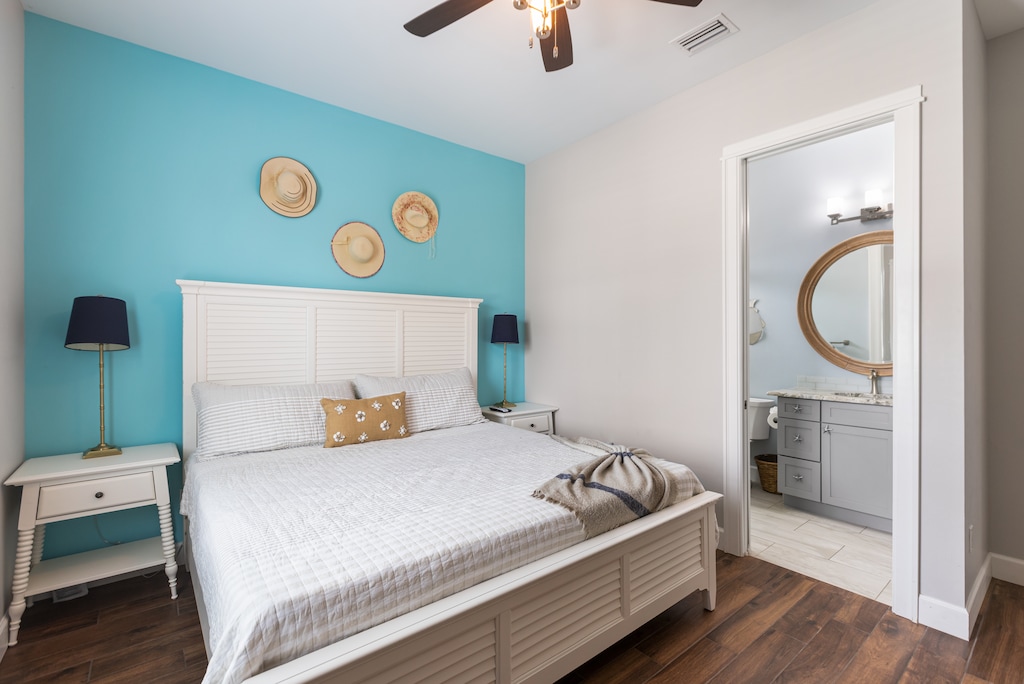 Guest bedroom with King bed on main living level with en-suite bath