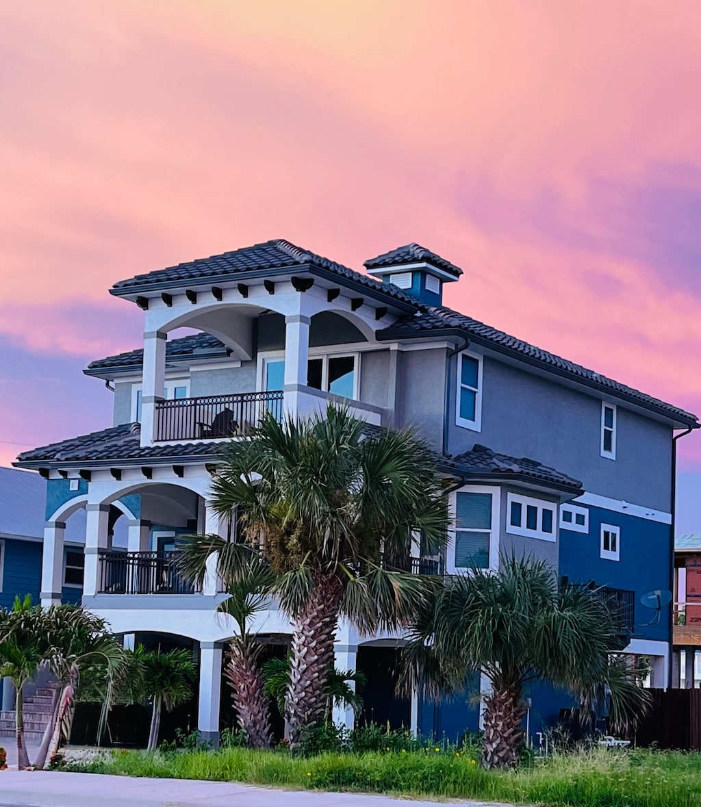 Stunning Sunset skies.