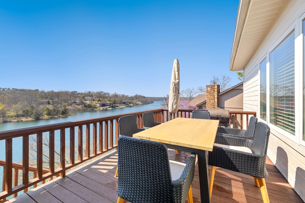 When you're not on the water, relax with the peaceful water view from our gorgeous screened in porch or outdoor dining table.