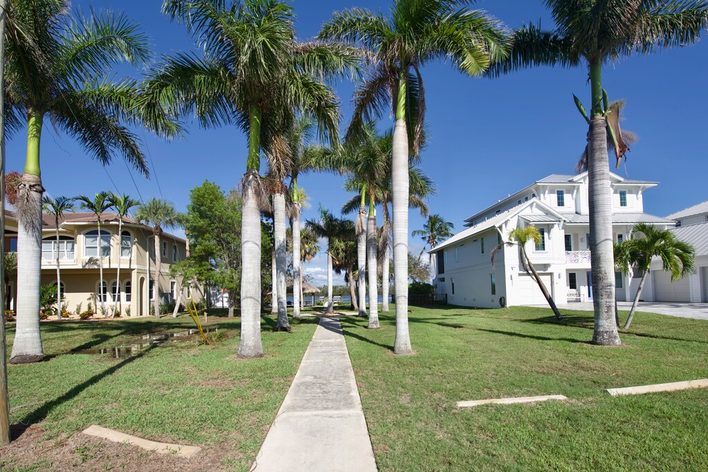 Walk to the deeded access