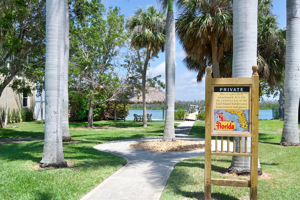 Access to private bay access