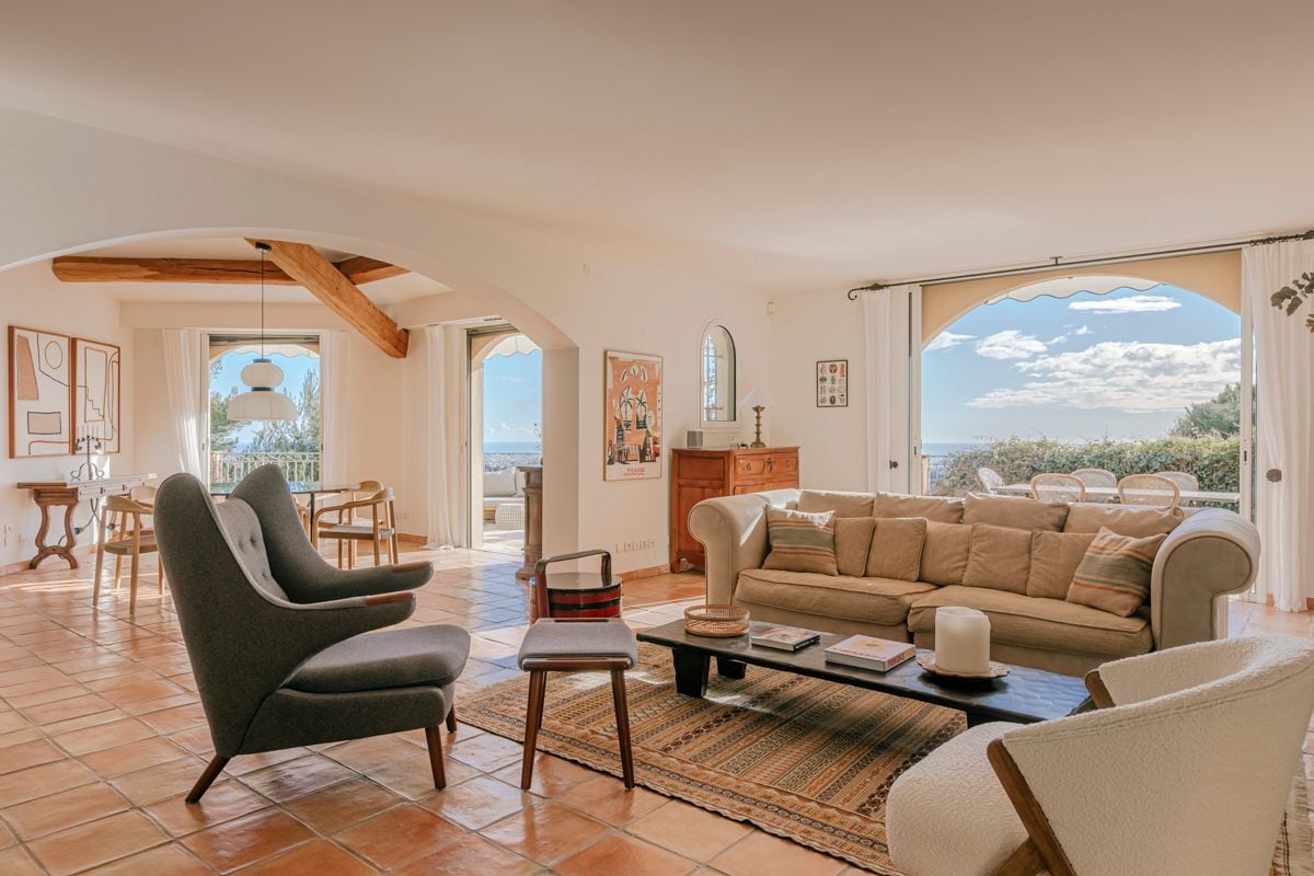 Maison Lacoste Maison Lacoste