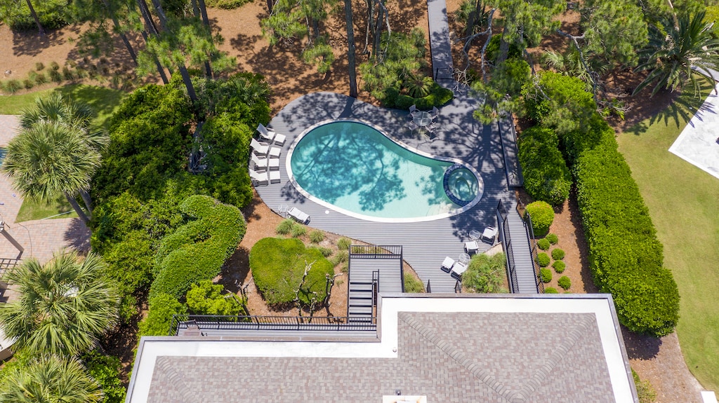 Breathtaking Views of the Ocean and Pool!