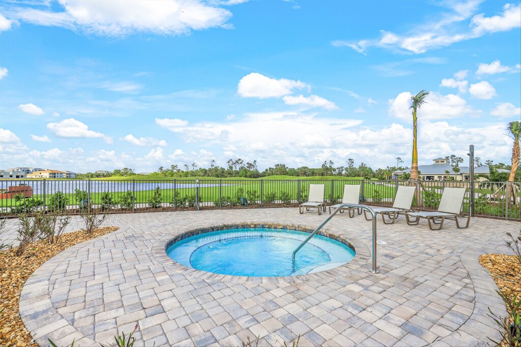 Enjoy the fantastic amenities at Heritage Landing Golf & Country Club