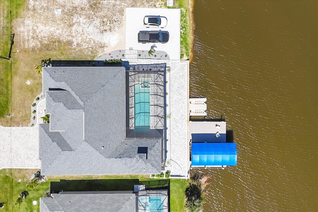 Stunning 3 bedroom, 2 bathroom waterfront home with private pool & spa in Port Charlotte, FL (Boat lift not available)