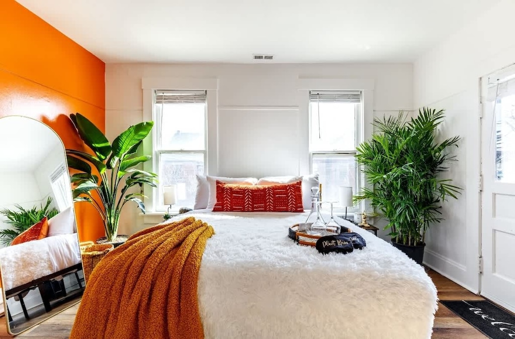 wake up surrounded by plants & peace in this thoughtfully styled space 