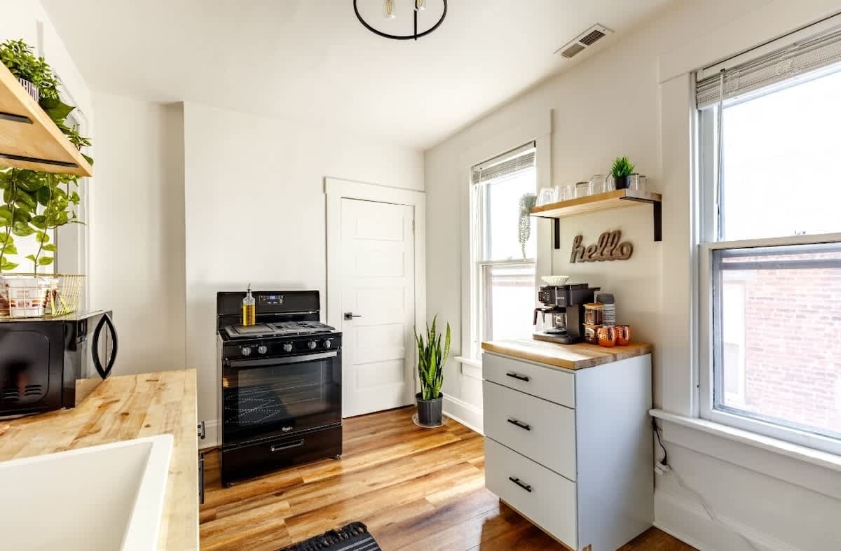 plant accents, cozy lighting & everything you need to eat like a local