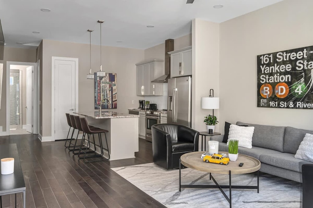 Flowing open-concept home with room for everyone to unwind!