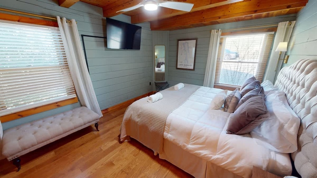 Bedroom 2 - Main Level - King Bed