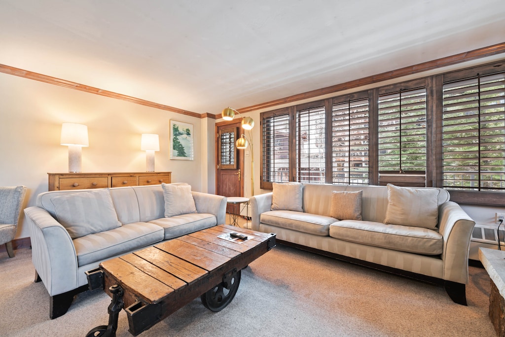 lodgetower-299-3326_52837418576_o