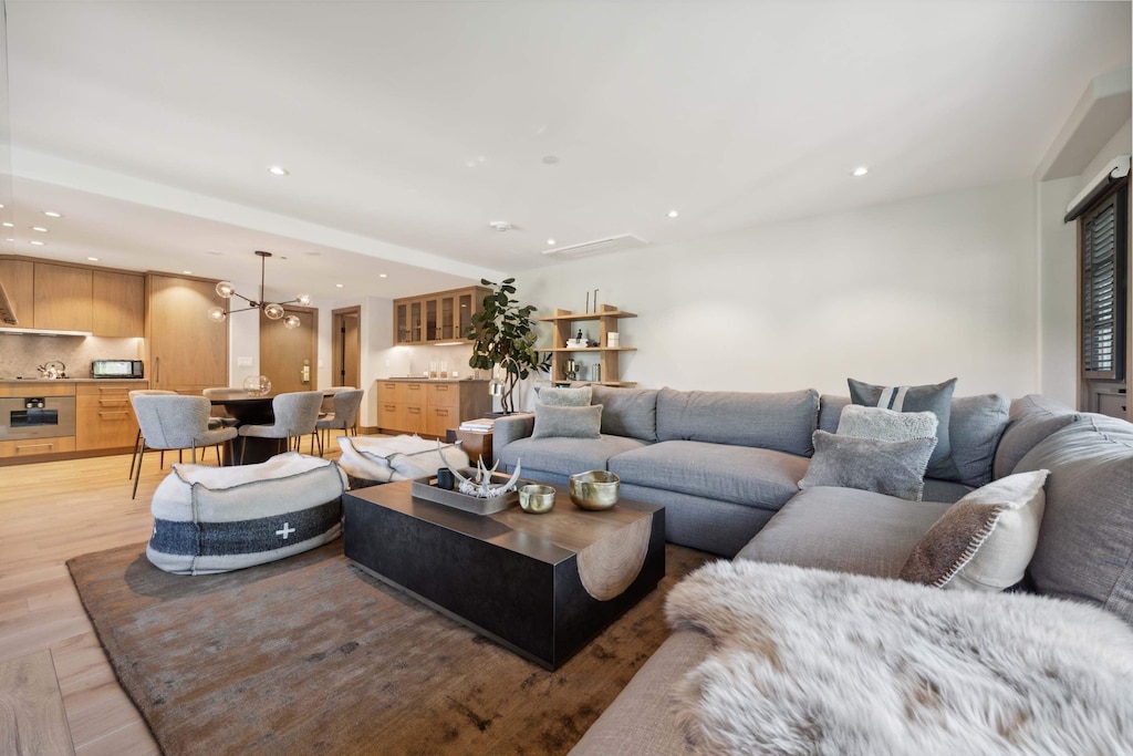 lodgetower-699--6782_53825663546_o