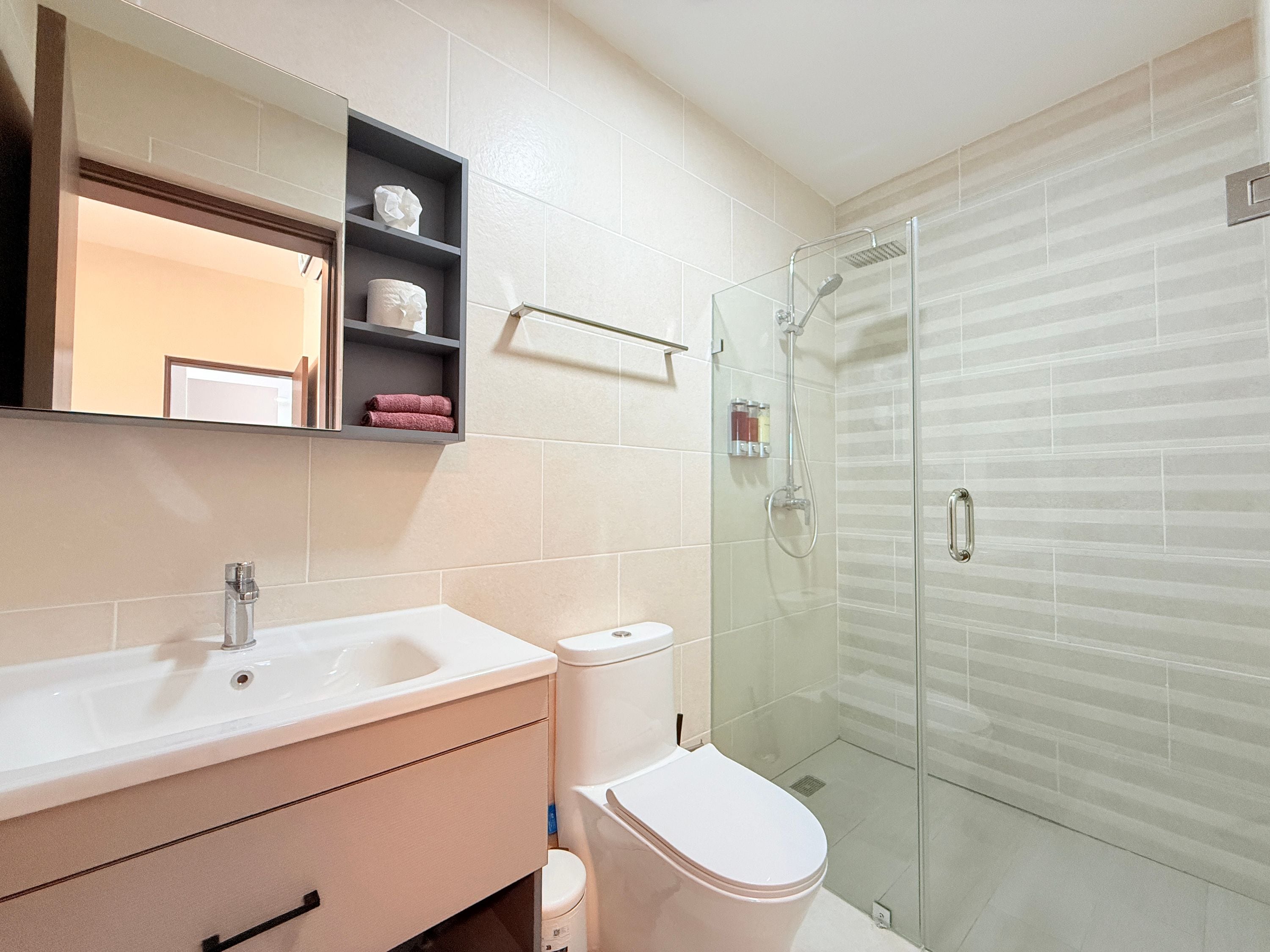 Ziba-Luxury Villa  Pool  BBQ  Near Beach   Airport