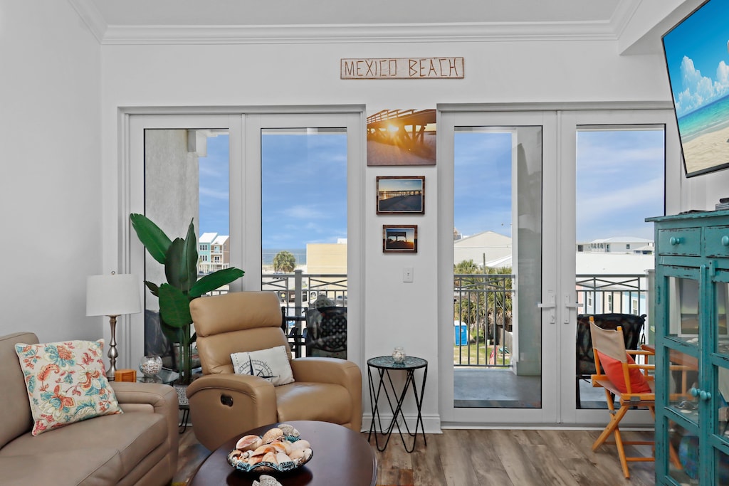 Tranquil Harbor 311 - Sea Forever