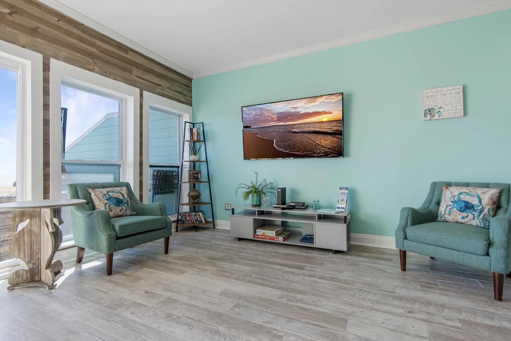 Large flat screen in the living area