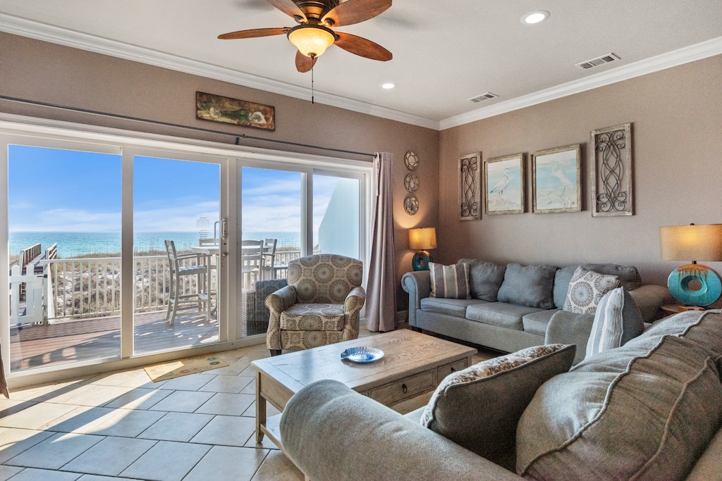 Gulf front views from comfy couches