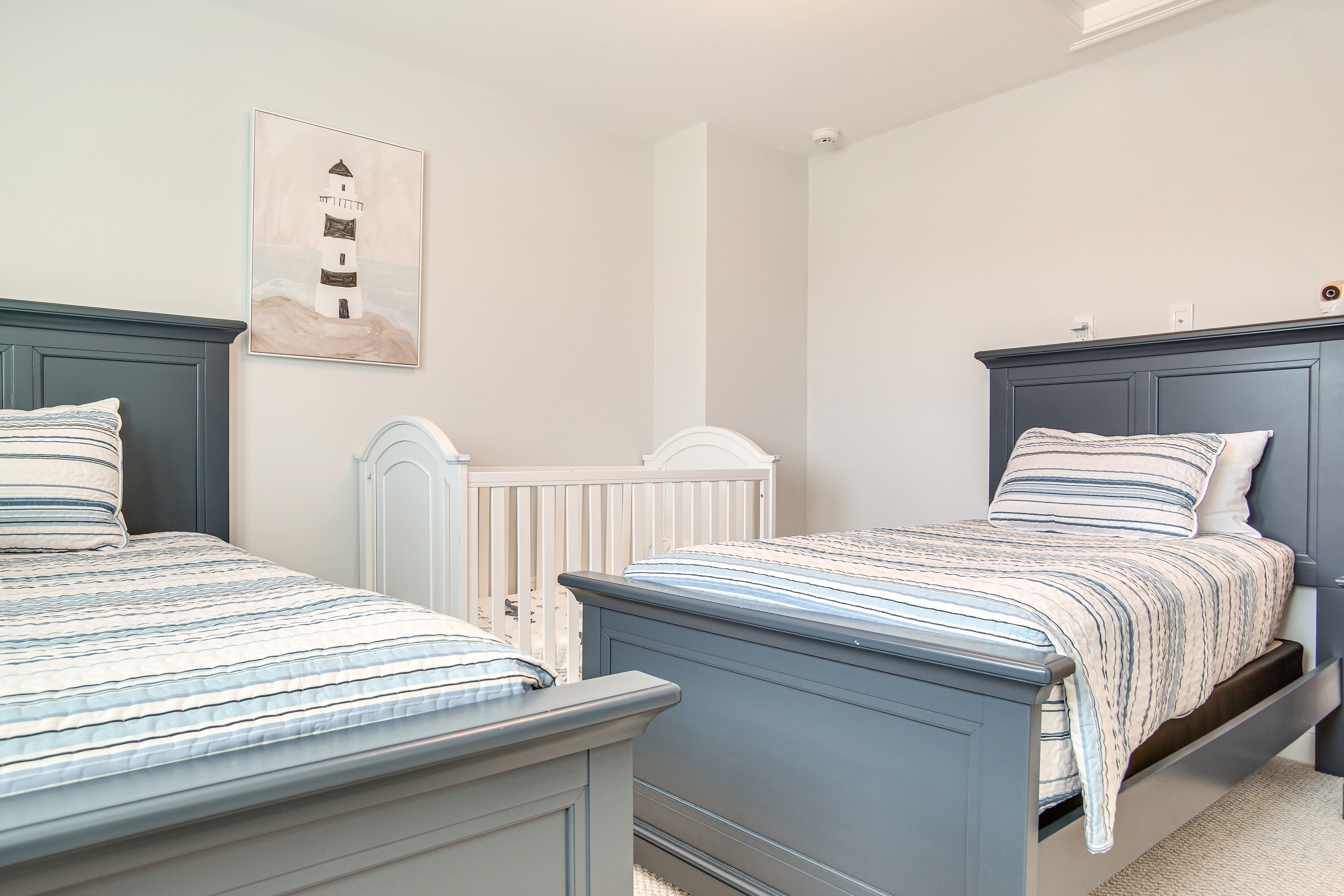 2 Mi to Public Beach! Cape Cod Gem w/ Fire Pit