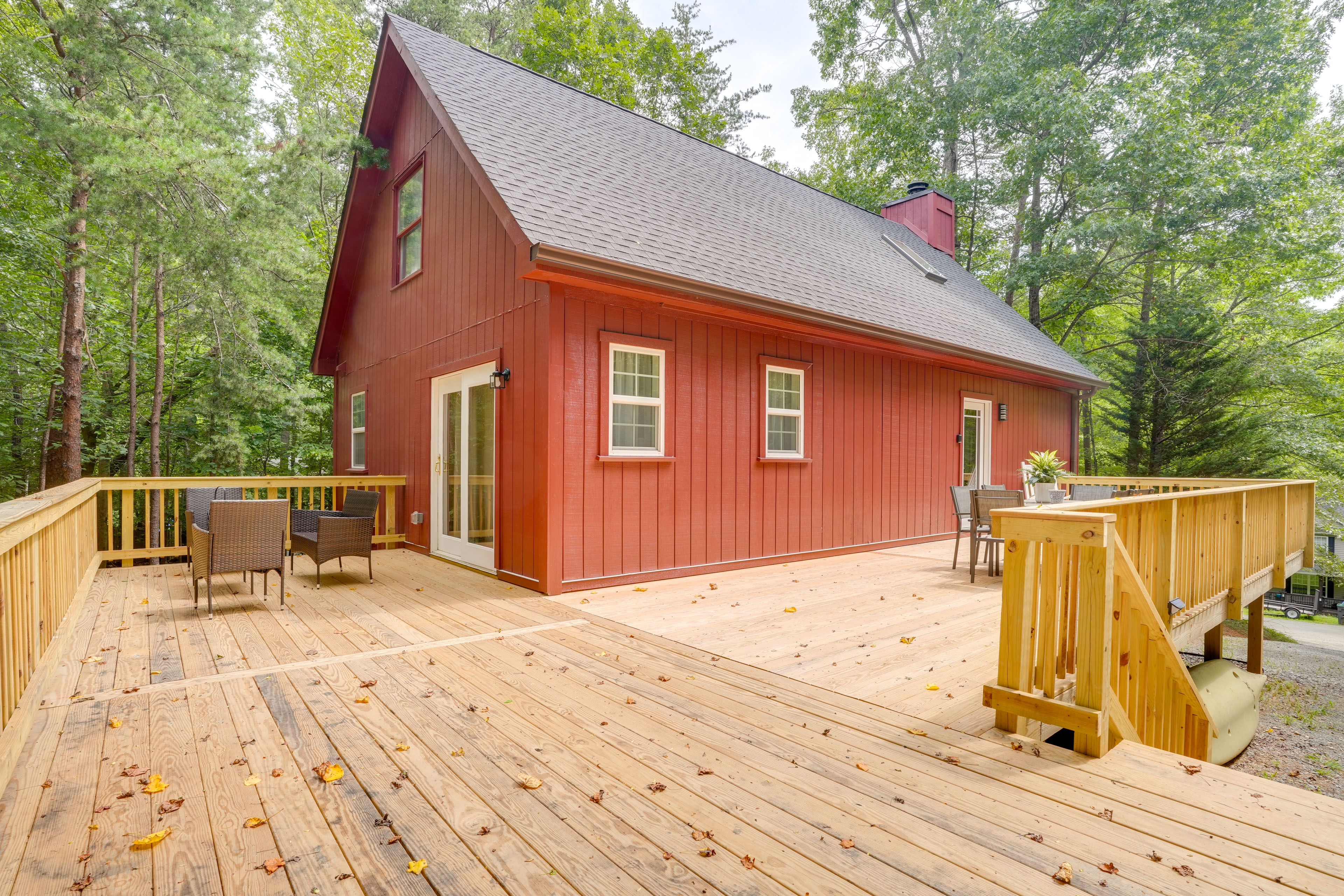 Pet-Friendly Lake Monticello Home w/ Perks!