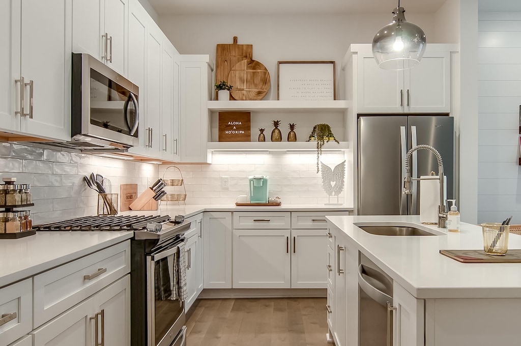 Aloha Nashville-large-015-003 - 114-1500x997-72dpi