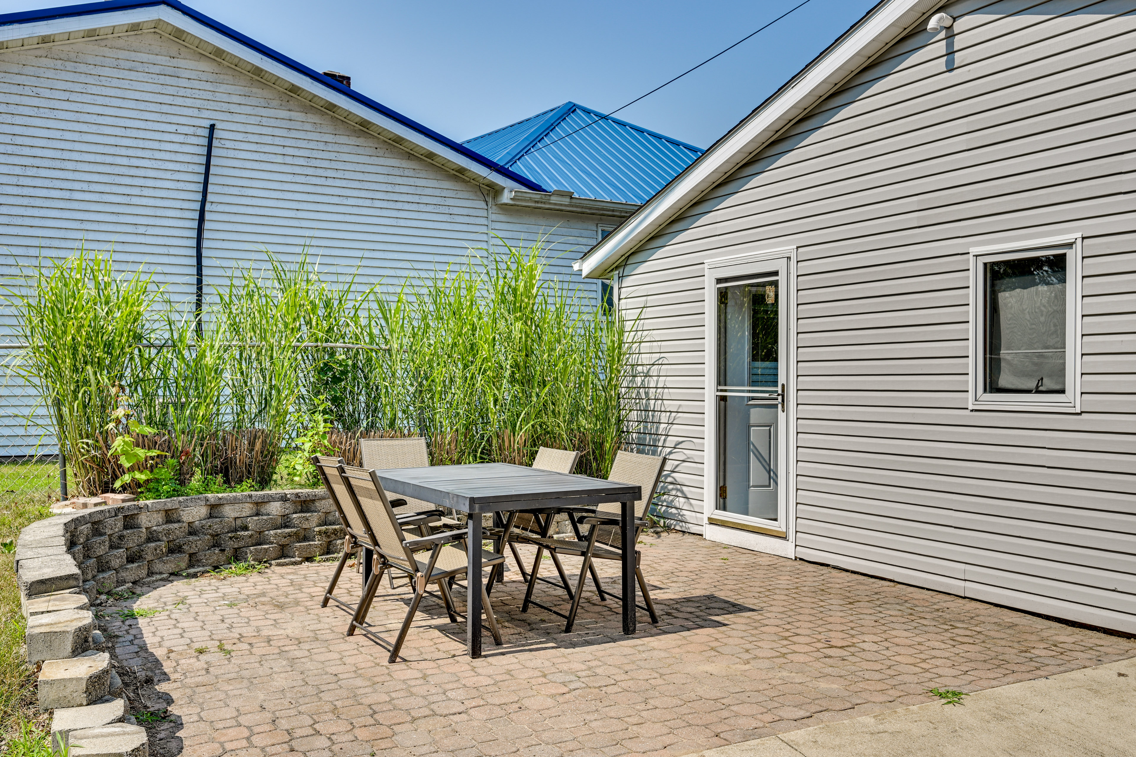 Dock & Kayaks: Lake-View Home, 29 Mi to Notre Dame