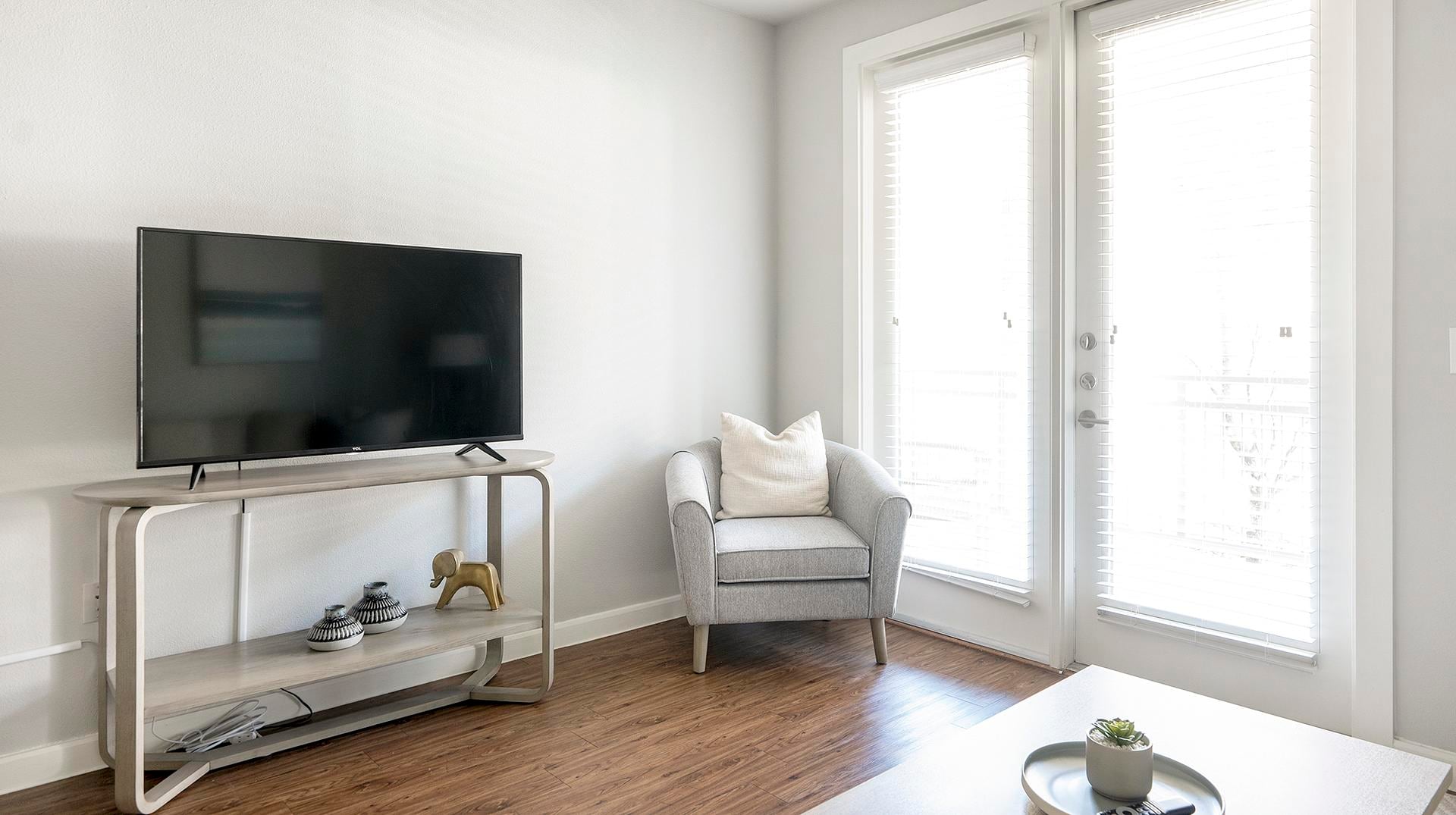 Incredible 1BD, Gym, Yoga Studio