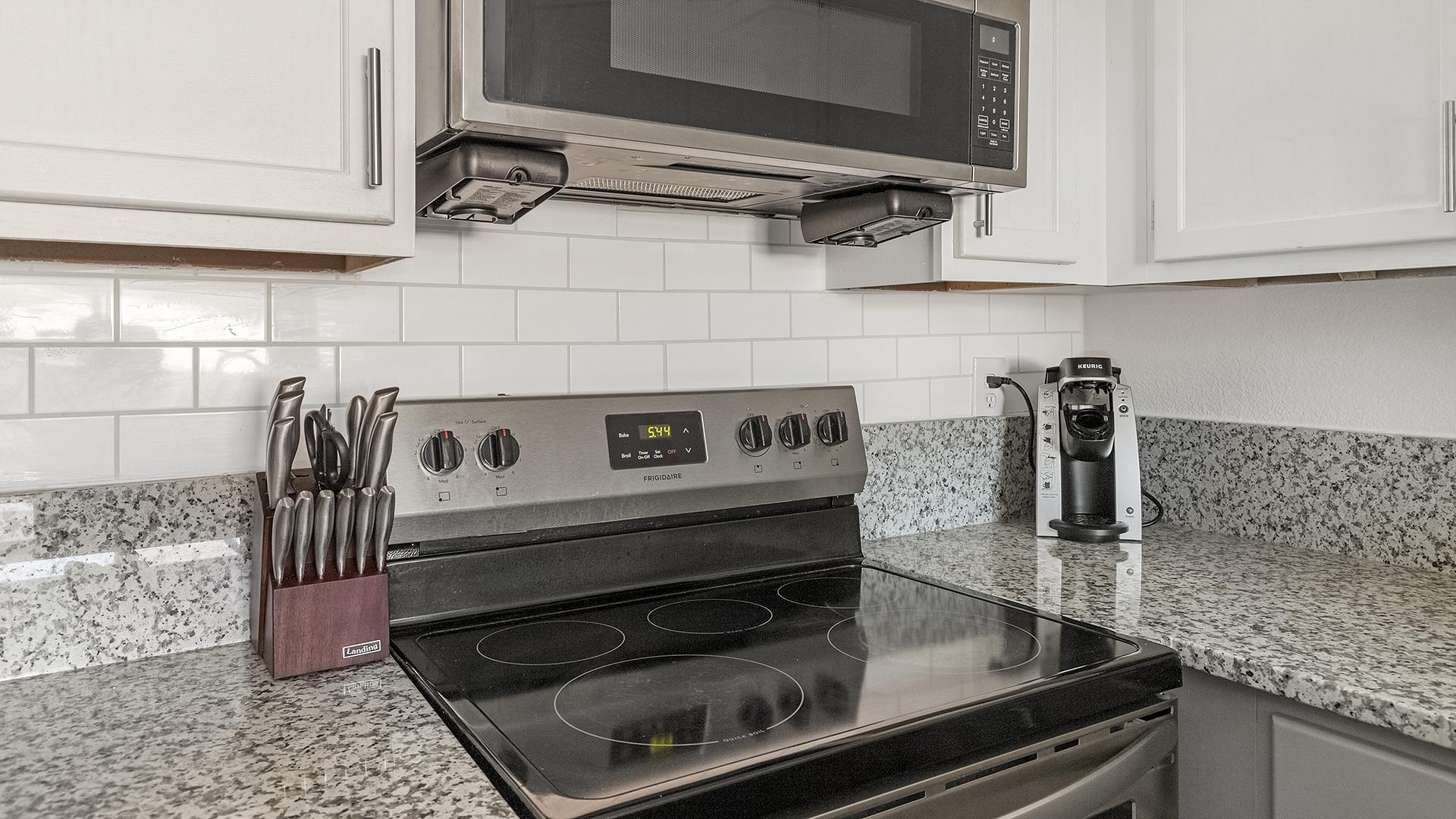 Incredible 1BD, Gym Incredible 1BD, Gym