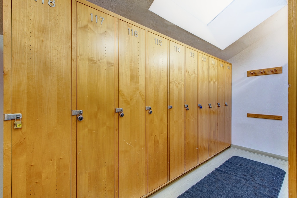New ski lockers in building 3.