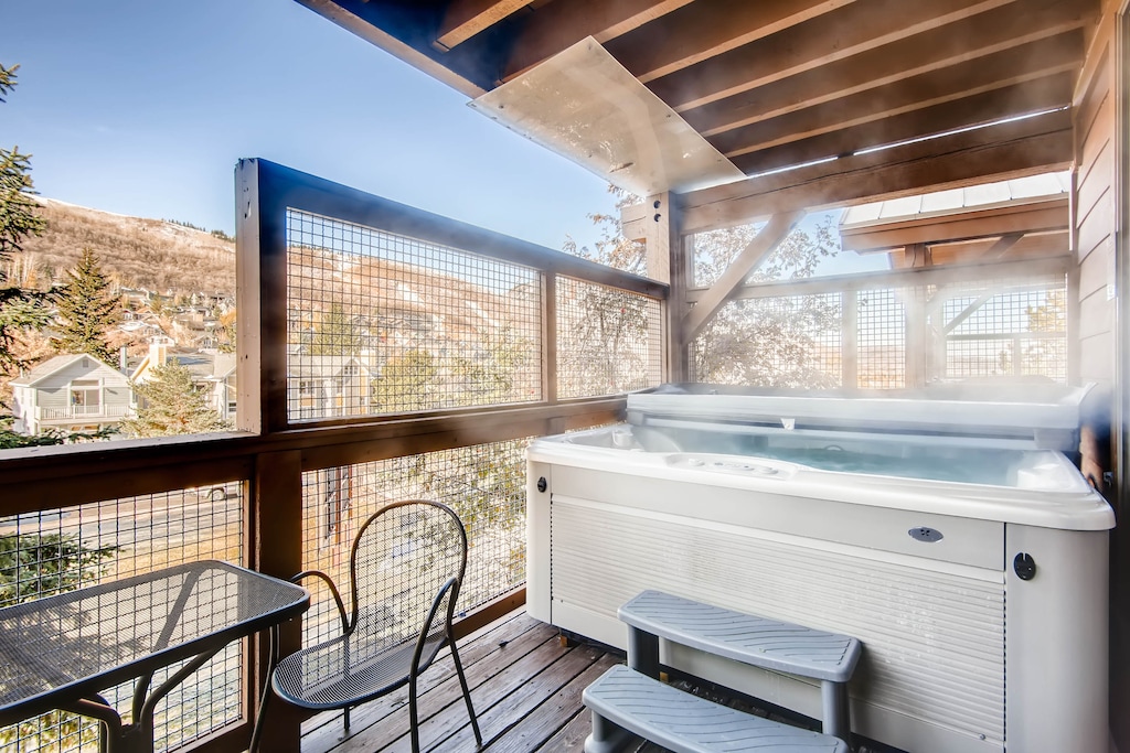 Private deck and new 8-person hot tub