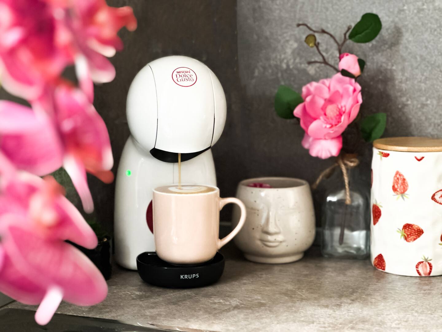 Prime Sofia Stay: 2BR Apartment by Vitosha Street