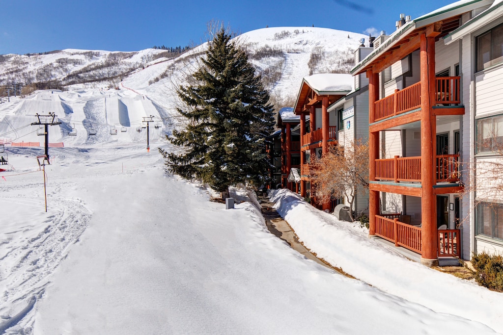 Snow Flower Condominiums ski-in ski-out to Park City Mountain Resort