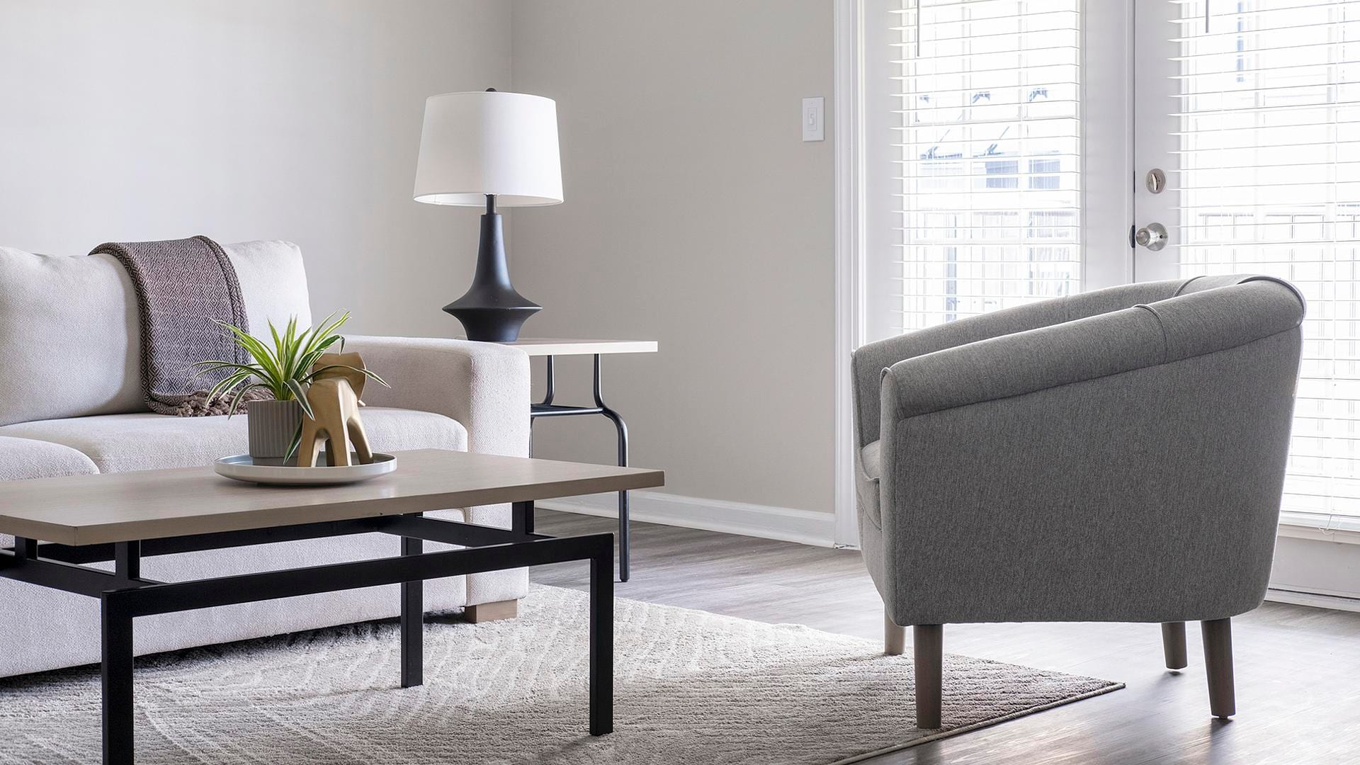 Incredible 1BD, Clubhouse, Gym