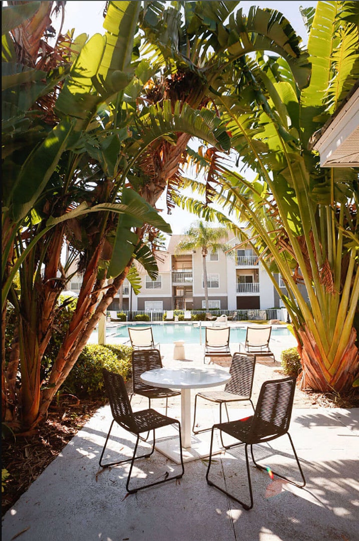 Champions Walk - 2 Bedrooms in South...