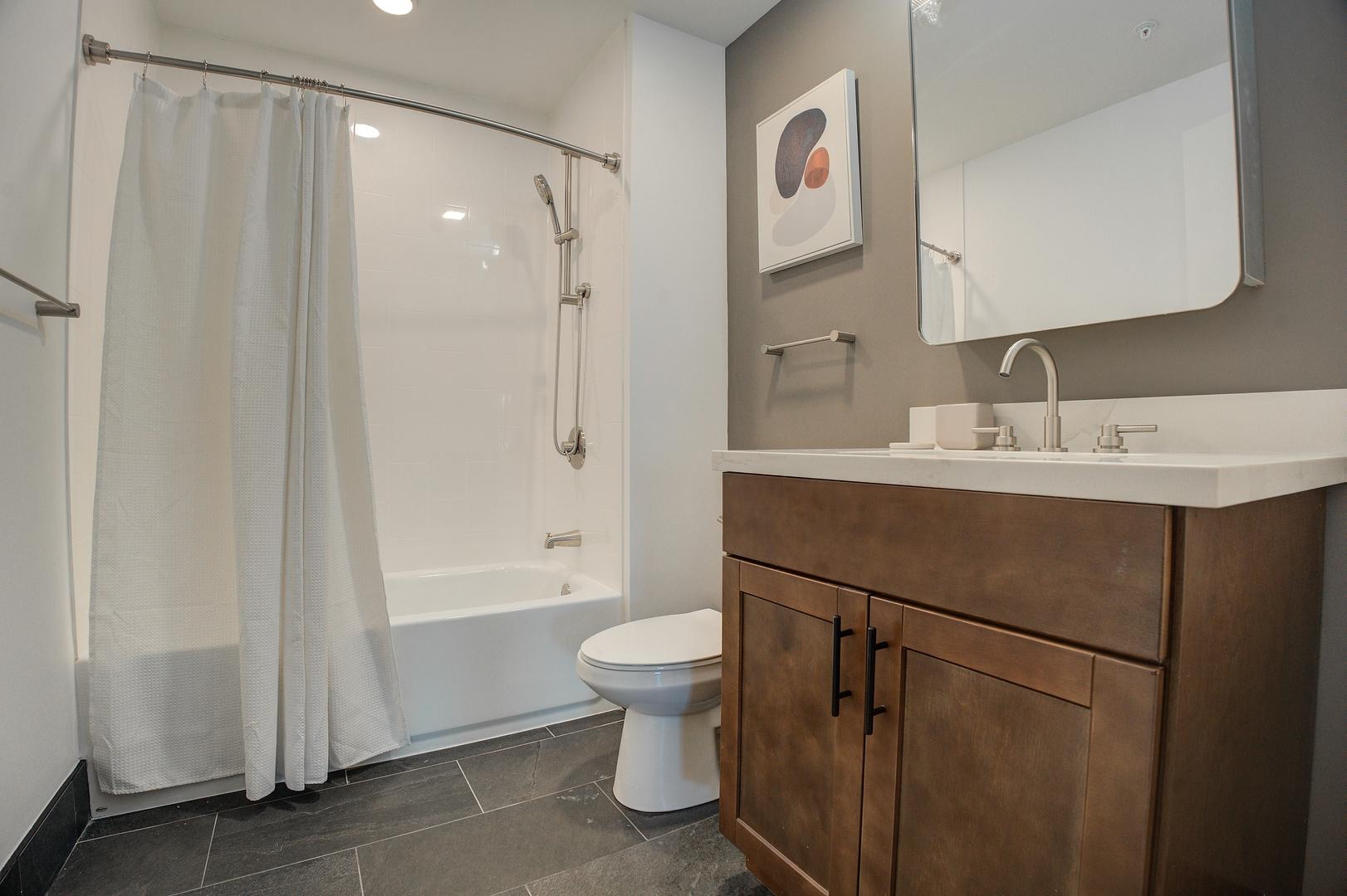 Hagert and York - 1 Bedroom in East ...