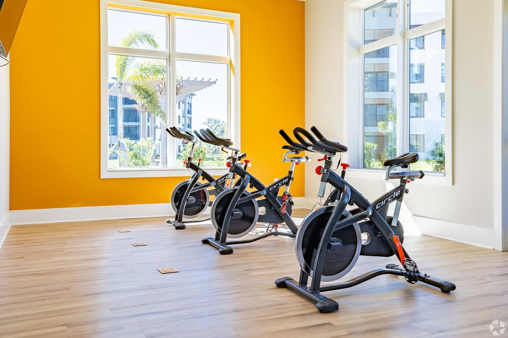 Landing | Stylish 1BD, Gym, Pool