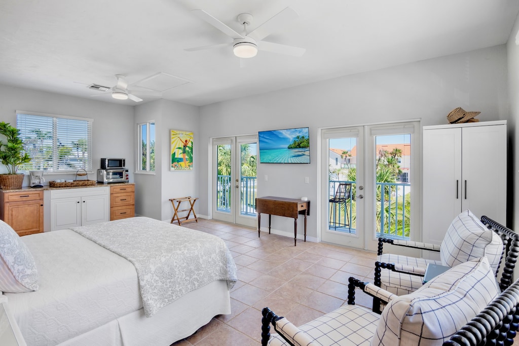 Third Bedroom, Queen - Private Suite
