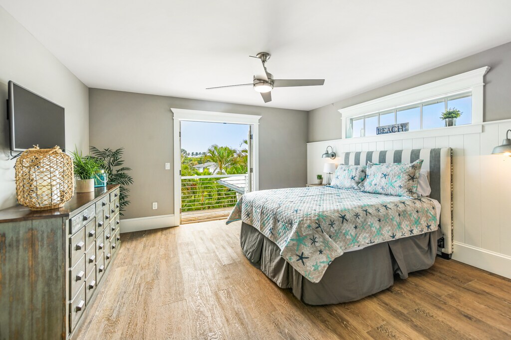 Master Bedroom - AMI Locals