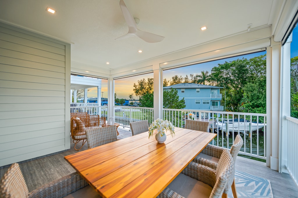 Outdoor Dining Area