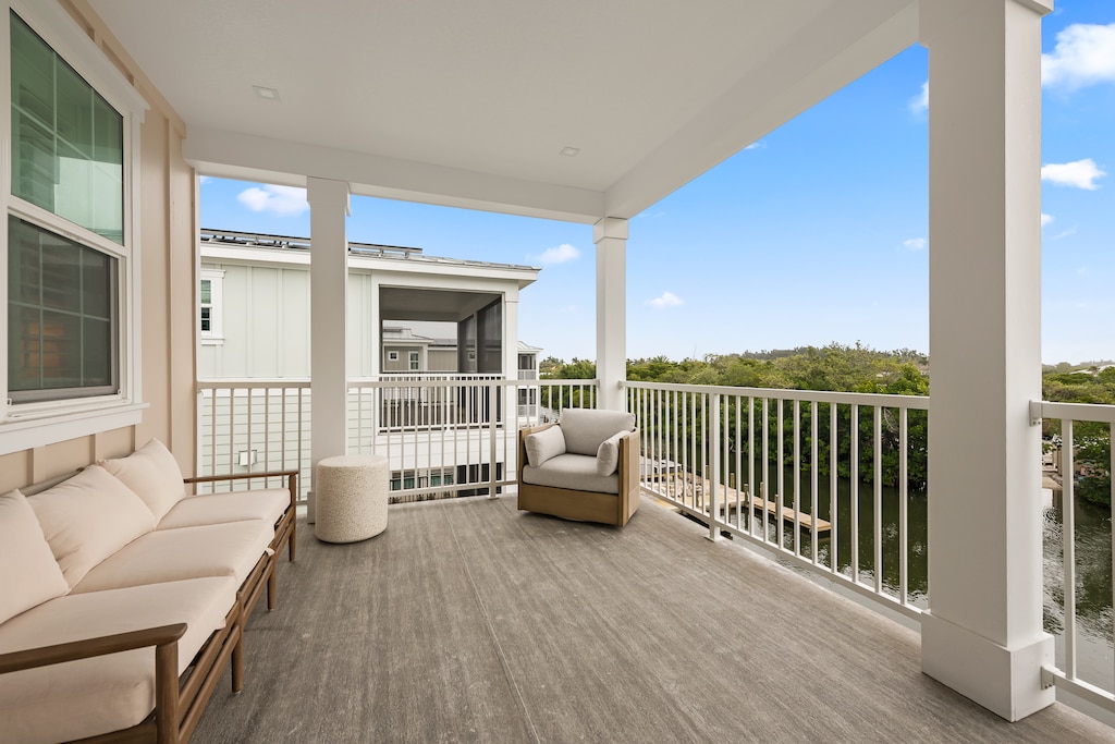 Outdoor Seating - Balcony