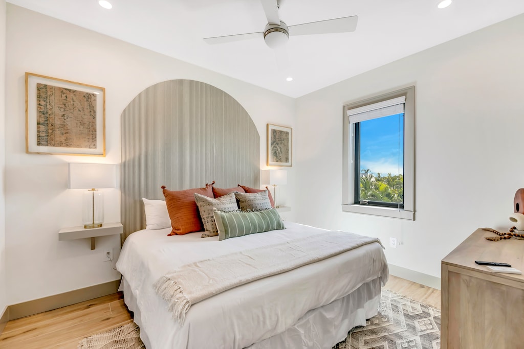 Fourth Bedroom - King Bed