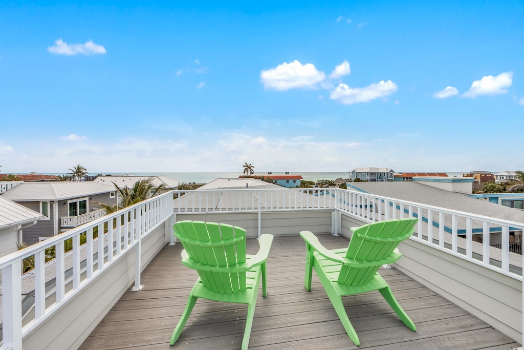 Rooftop Deck