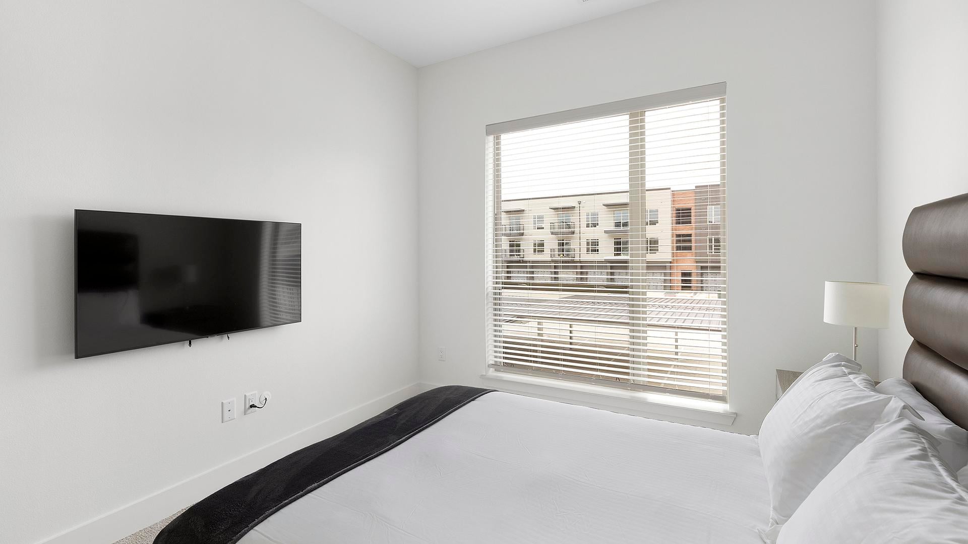 Stunning 1BD in Denton