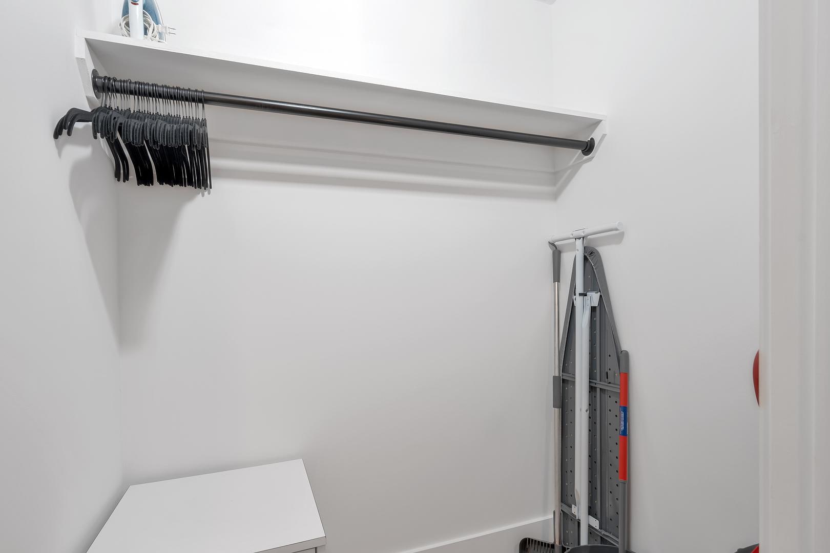 The American Spinning Mill - 1 Bedro... The American Spinning Mill - 1 Bedro...