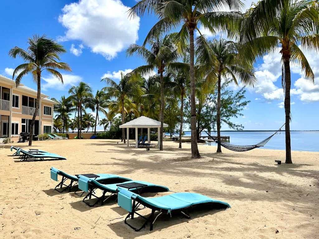 Colonial Kai - Beach