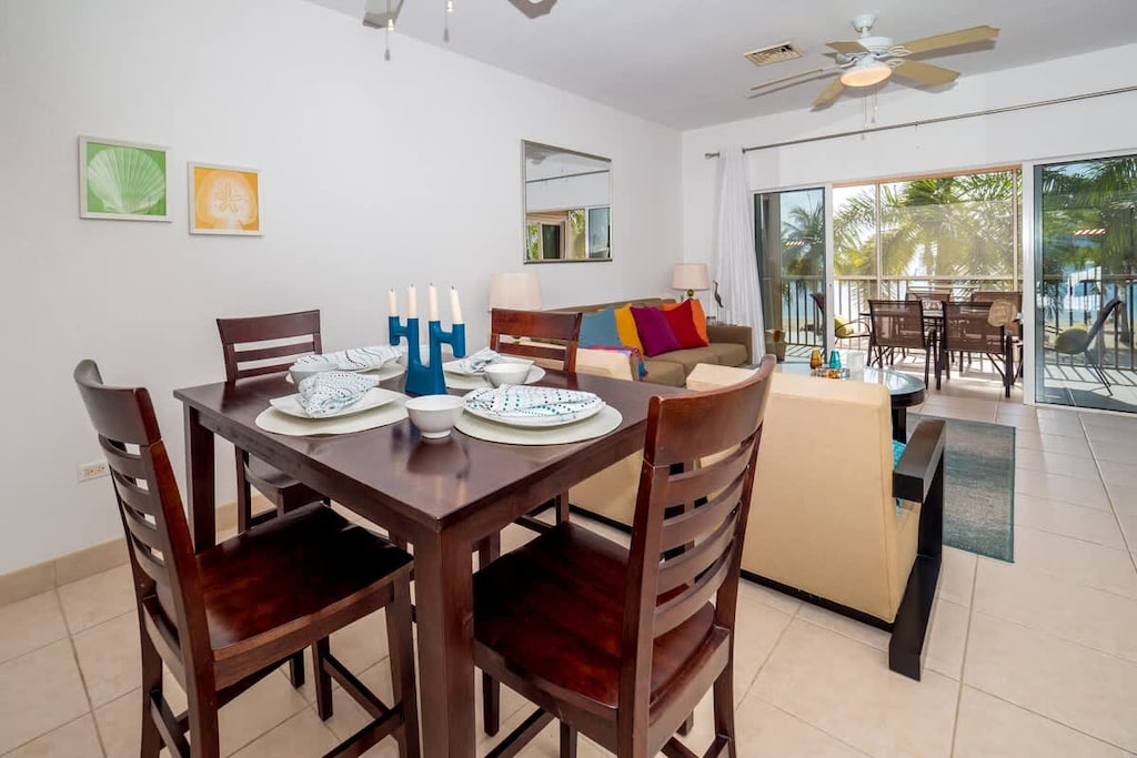 Colonial Kai - Dining area
