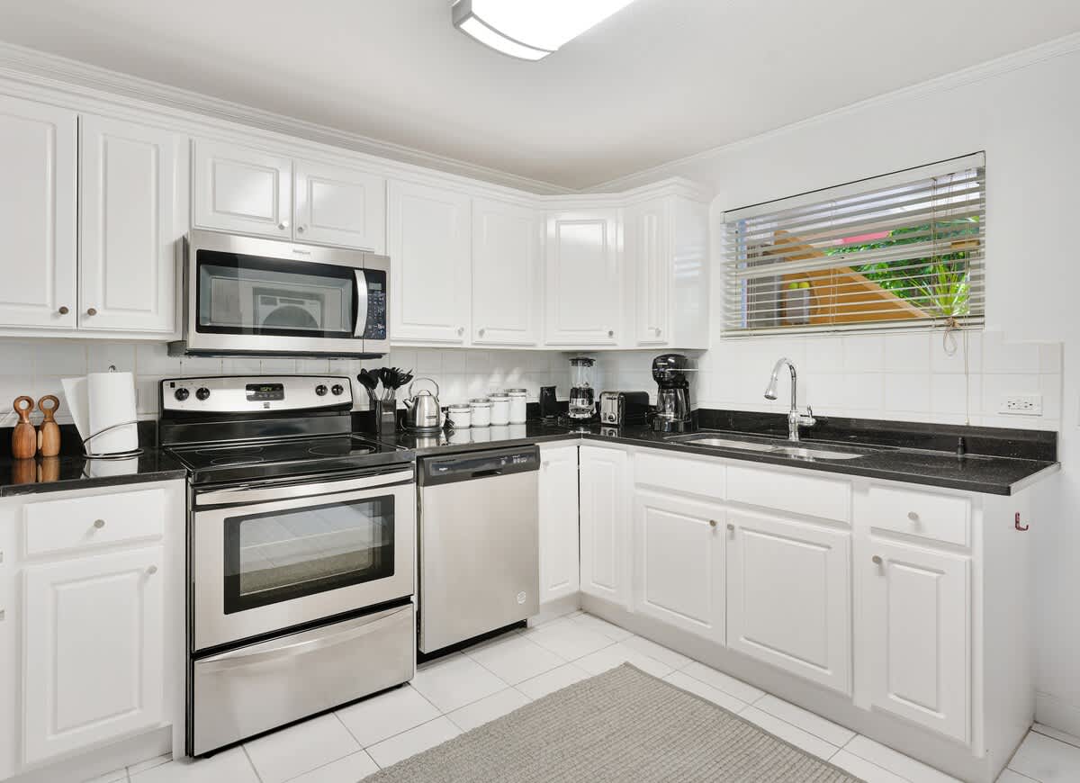 Coconut Bay #113 - Kitchen