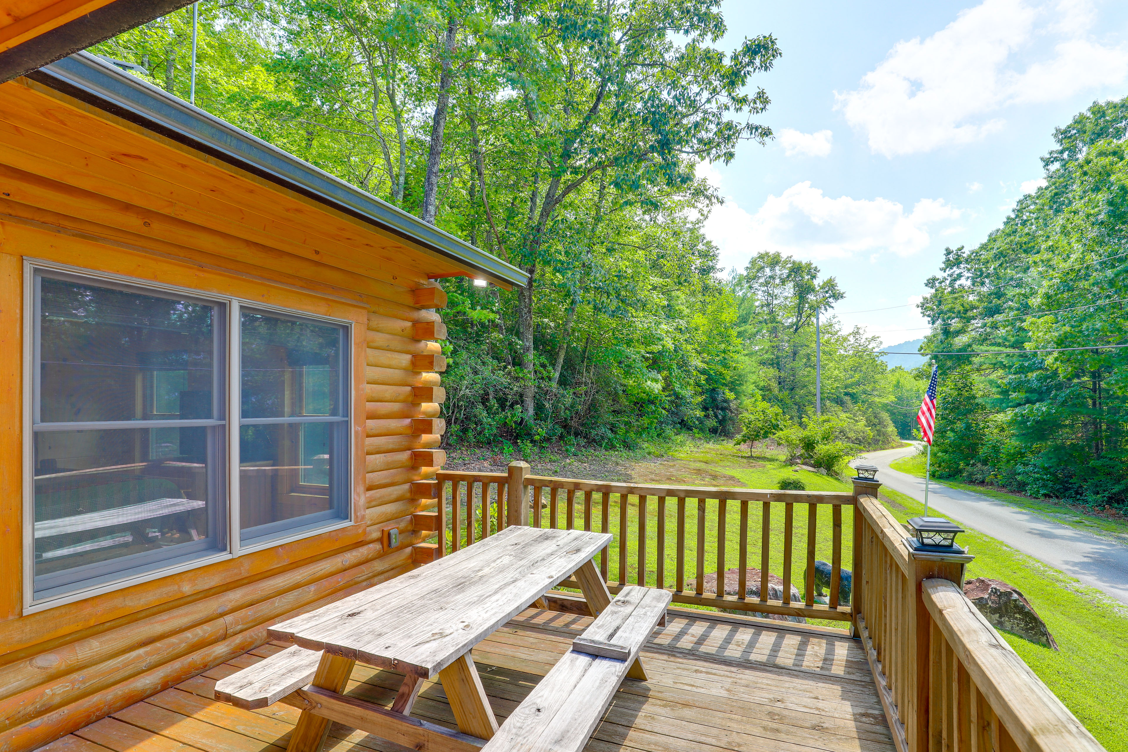 Explore Linville Falls: Cabin w/ Game Room + Deck!