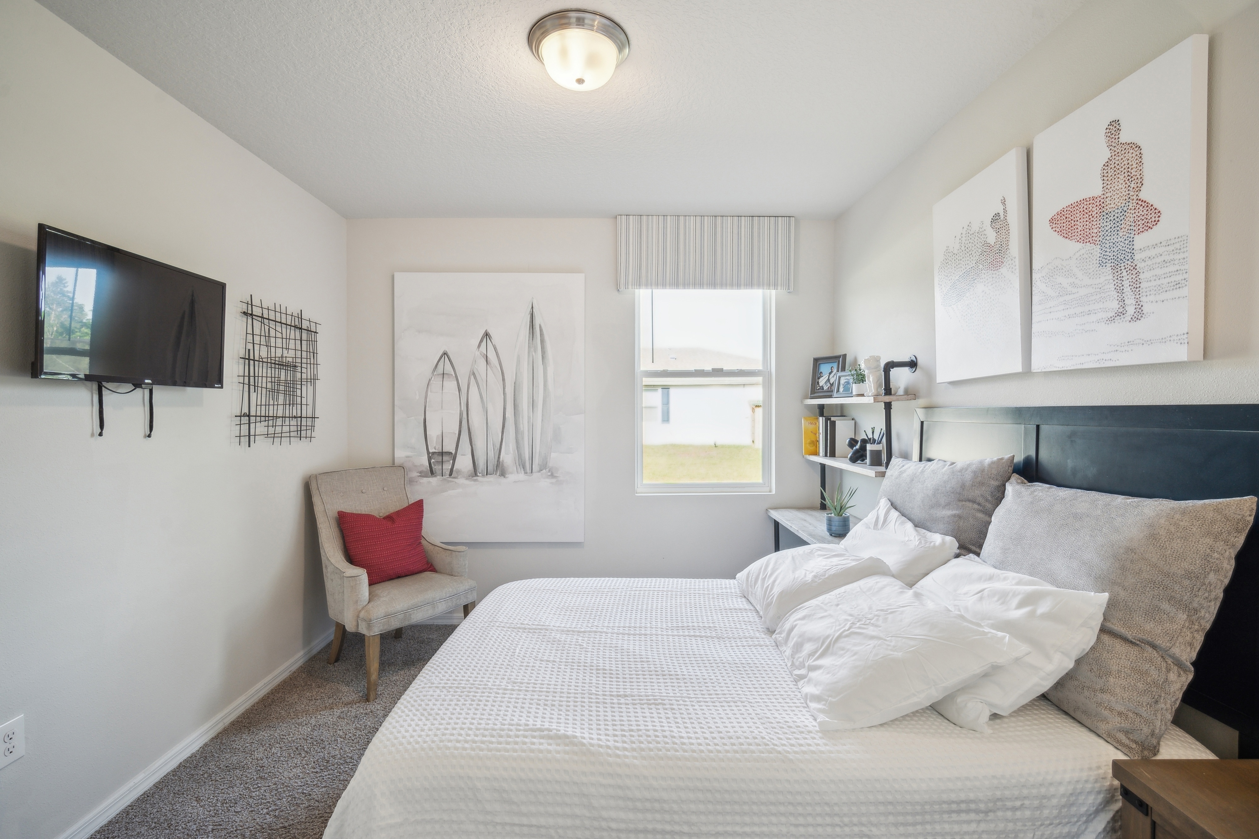 Relaxing Pet-Friendly Spring Hill Escape Relaxing Pet-Friendly Spring Hill Escape