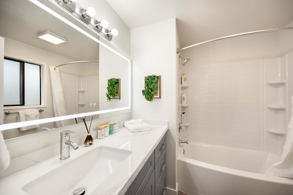 Brand new full bathroom